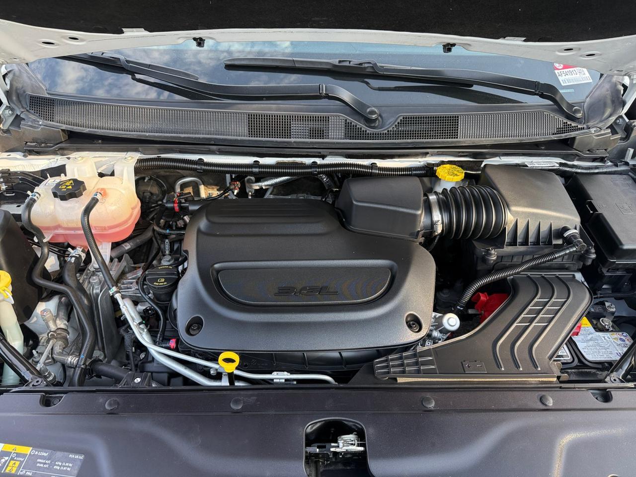 2025 Chrysler PACIFICA Select Salt Lake City UT