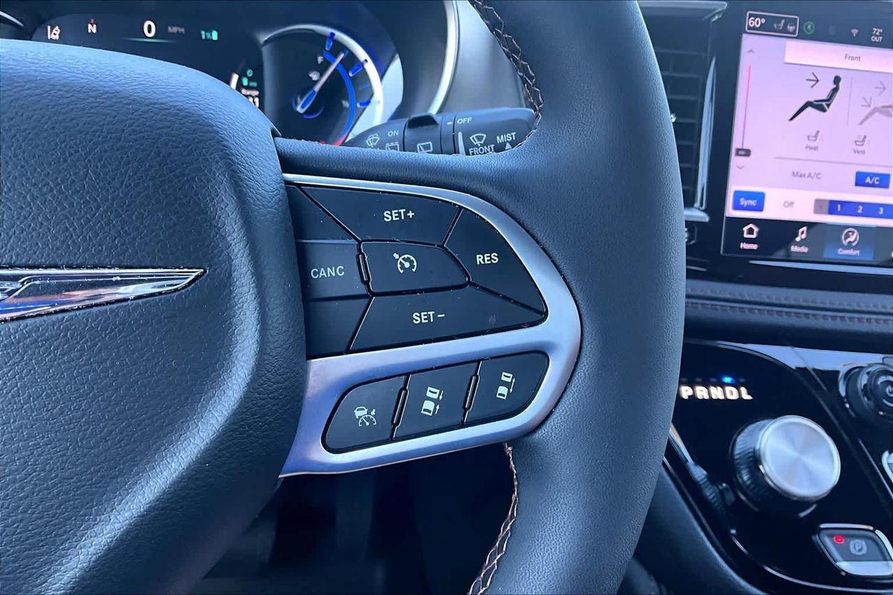 2025 Chrysler Pacifica Hybrid Pinnacle Folsom CA