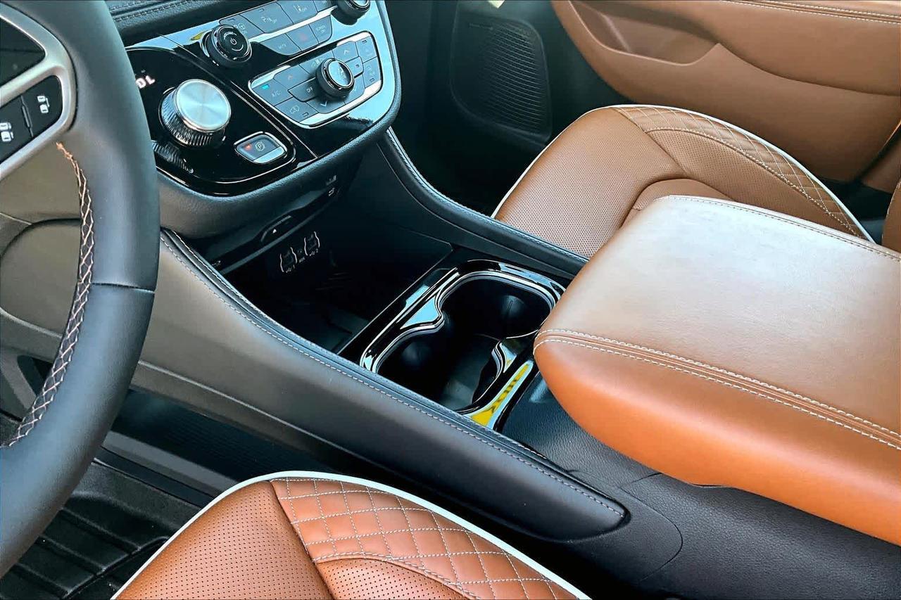 2025 Chrysler Pacifica Hybrid Pinnacle Folsom CA