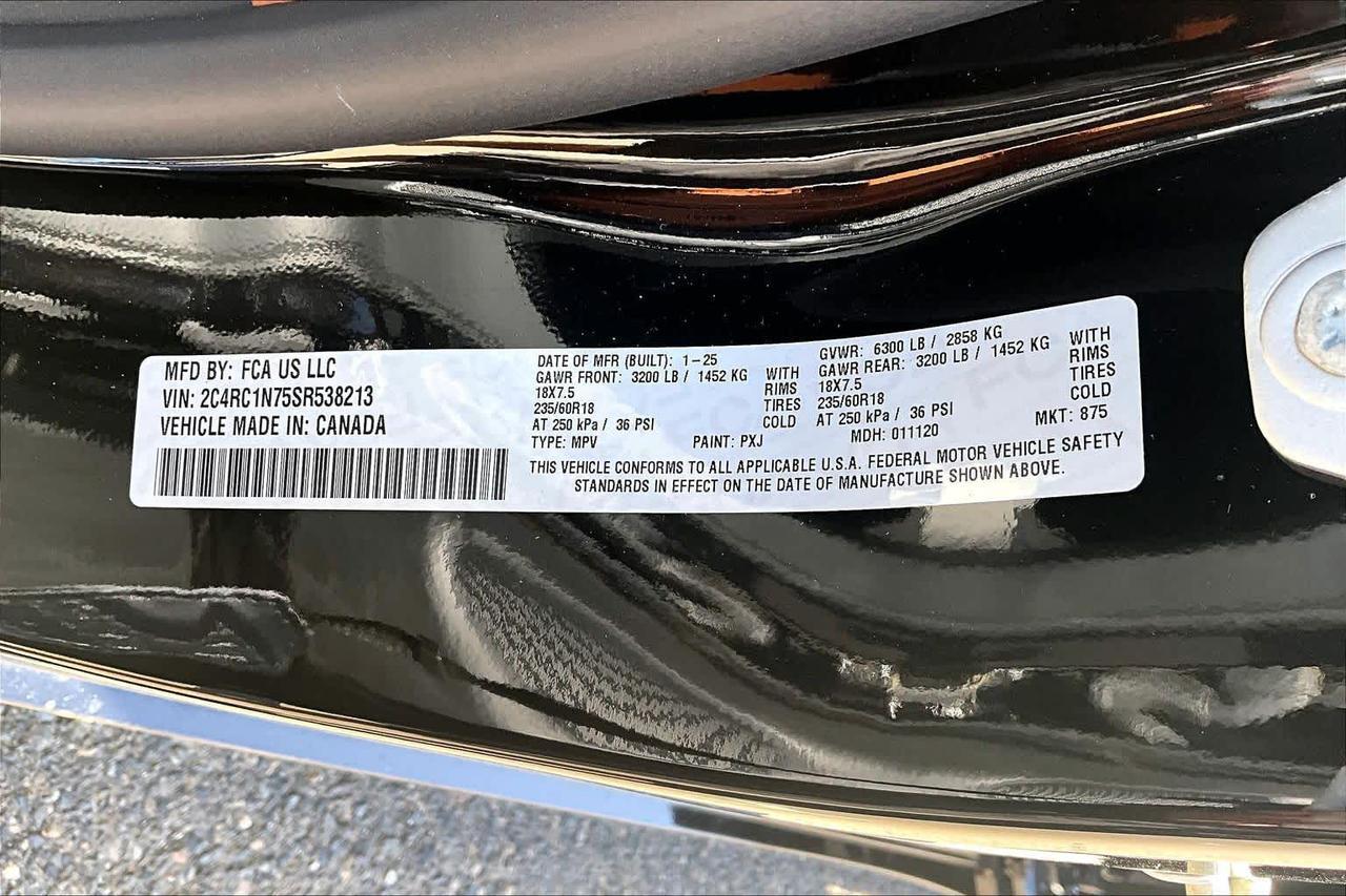2025 Chrysler Pacifica Hybrid Pinnacle Folsom CA