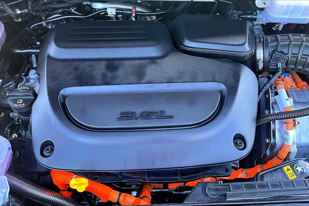 2025 Chrysler Pacifica Hybrid Pinnacle Folsom CA