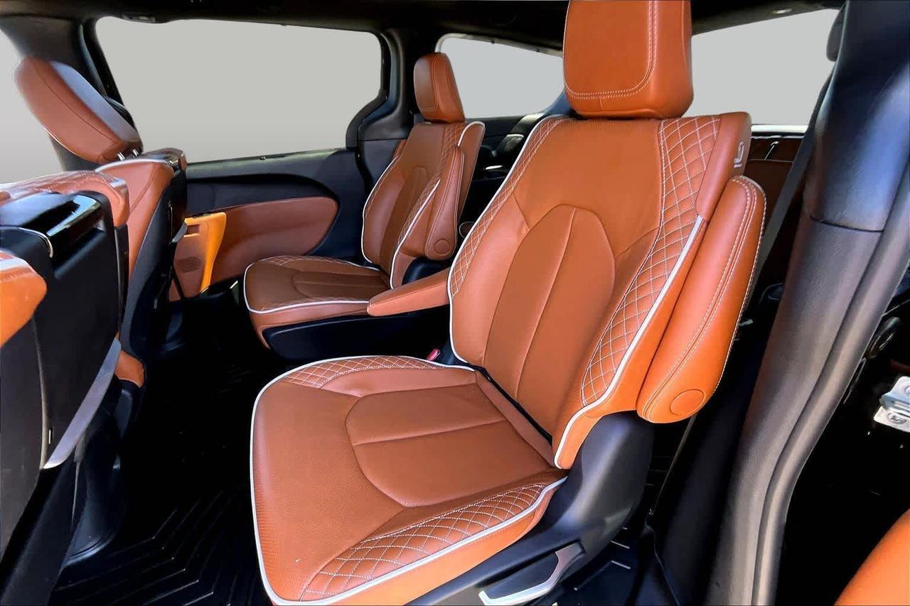 2025 Chrysler Pacifica Hybrid Pinnacle Folsom CA