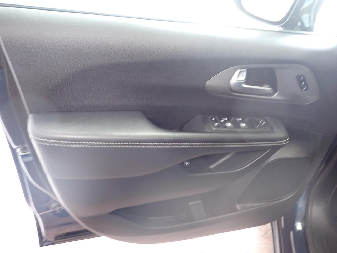 2025 Chrysler Pacifica Hybrid Select 2WD *HYBRID* LEATHER Listowel ON