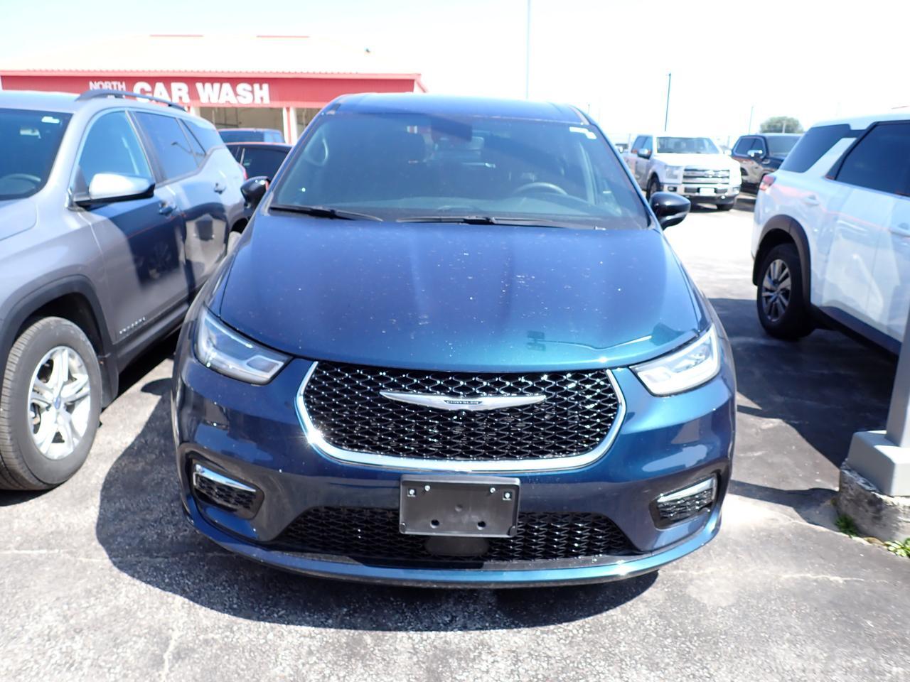 2025 Chrysler Pacifica Hybrid Select 2WD *HYBRID* Listowel ON