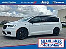 2025 Chrysler Pacifica Hybrid Select