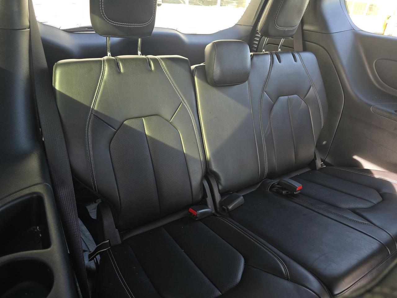 2025 Chrysler Pacifica Hybrid Select Stafford VA