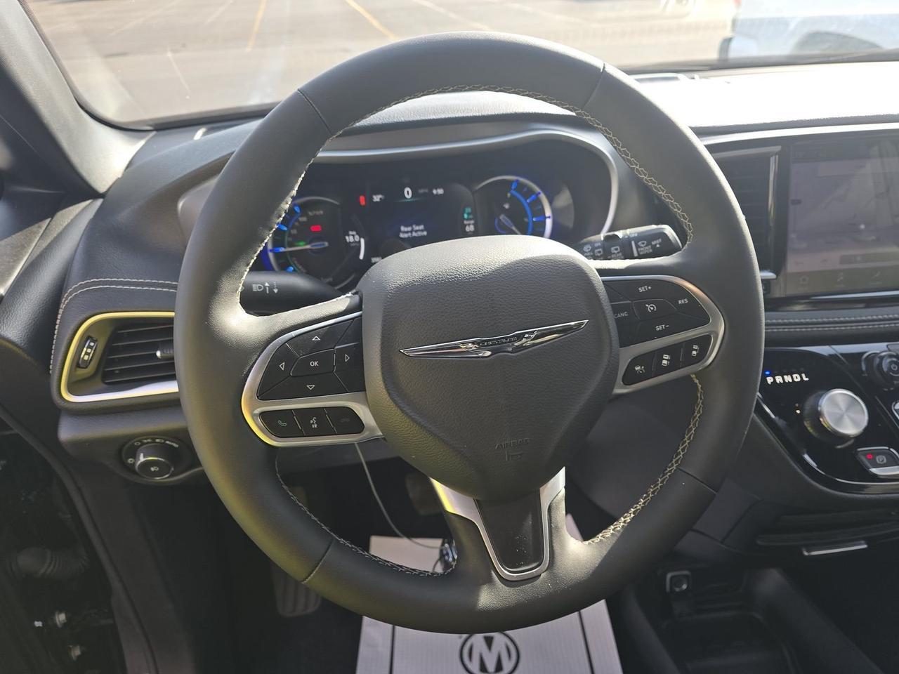 2025 Chrysler Pacifica Hybrid Select Stafford VA