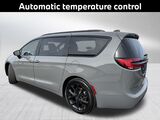 2025 Chrysler Pacifica Limited Oshkosh WI