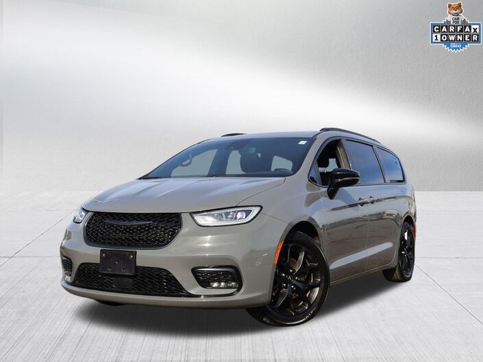 2025 Chrysler Pacifica Limited Oshkosh WI