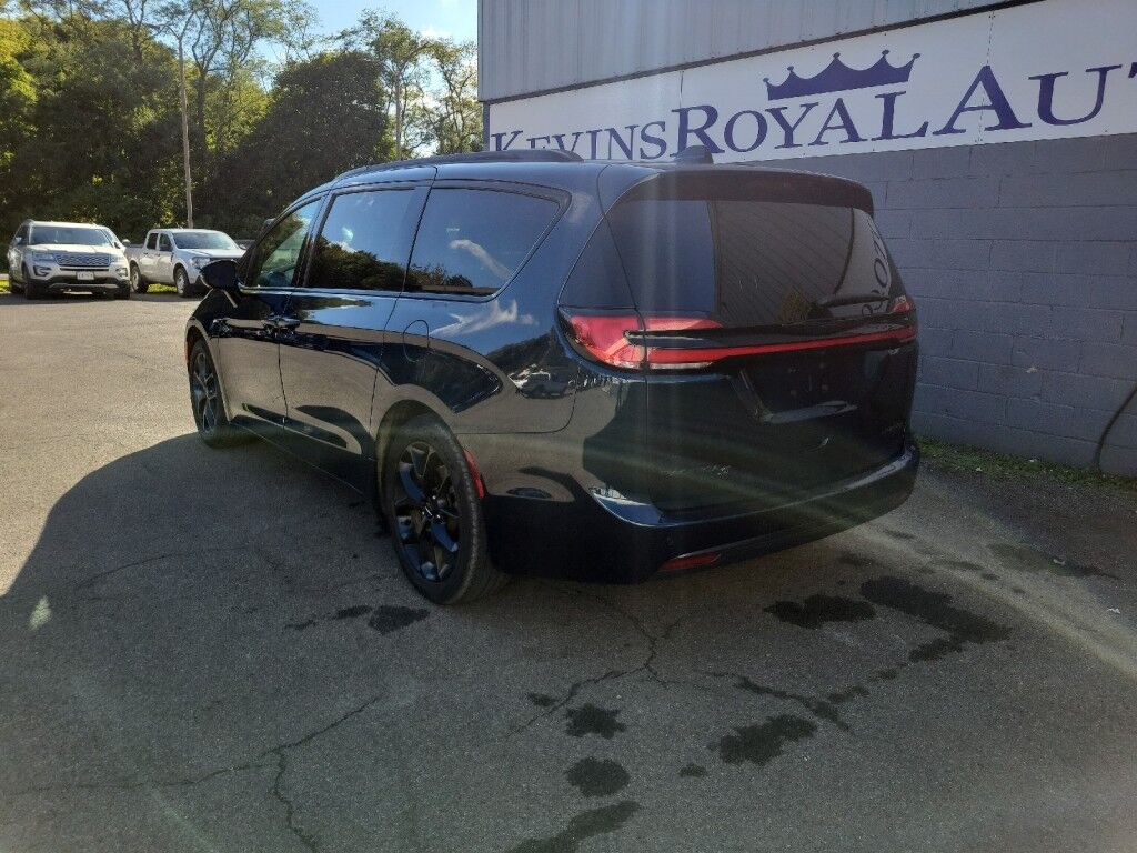2025 Chrysler Pacifica Limited Owego NY