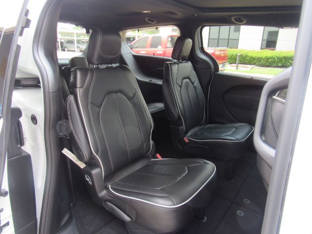 2025 Chrysler Pacifica Limited Plano TX