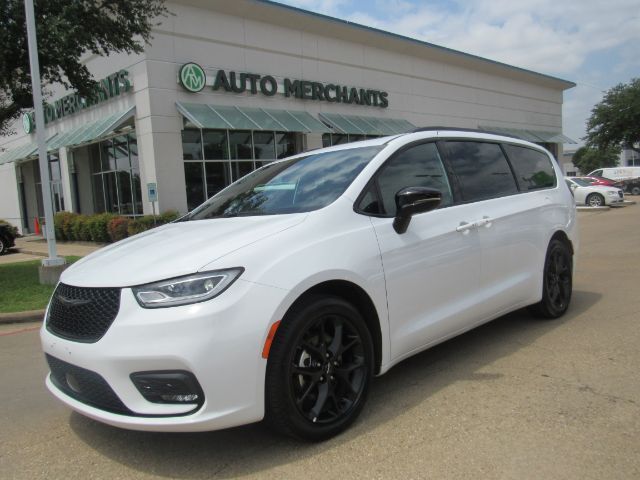 2025 Chrysler Pacifica Limited Plano TX