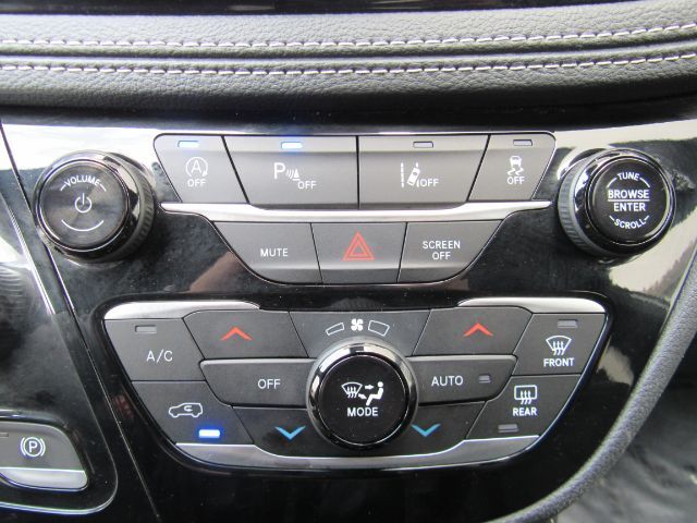 2025 Chrysler Pacifica Limited Plano TX
