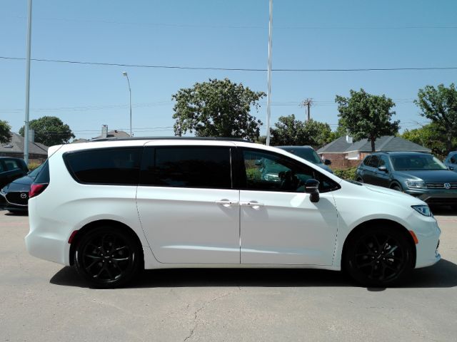 2025 Chrysler Pacifica Limited Plano TX