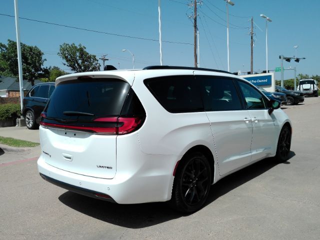 2025 Chrysler Pacifica Limited Plano TX