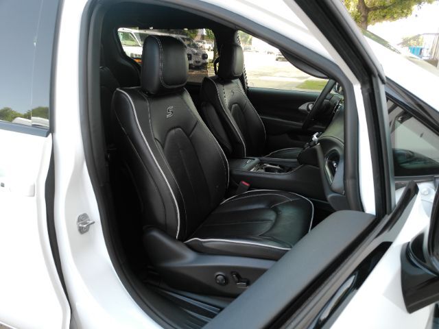 2025 Chrysler Pacifica Limited Plano TX