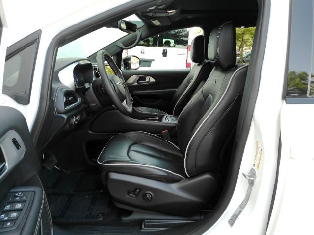 2025 Chrysler Pacifica Limited Plano TX