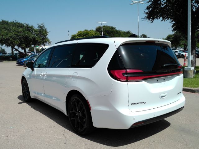 2025 Chrysler Pacifica Limited Plano TX