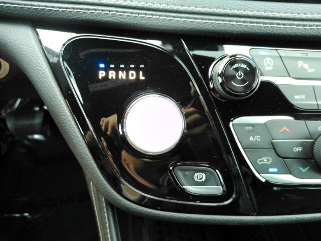 2025 Chrysler Pacifica Limited Plano TX