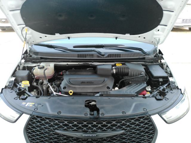 2025 Chrysler Pacifica Limited Plano TX