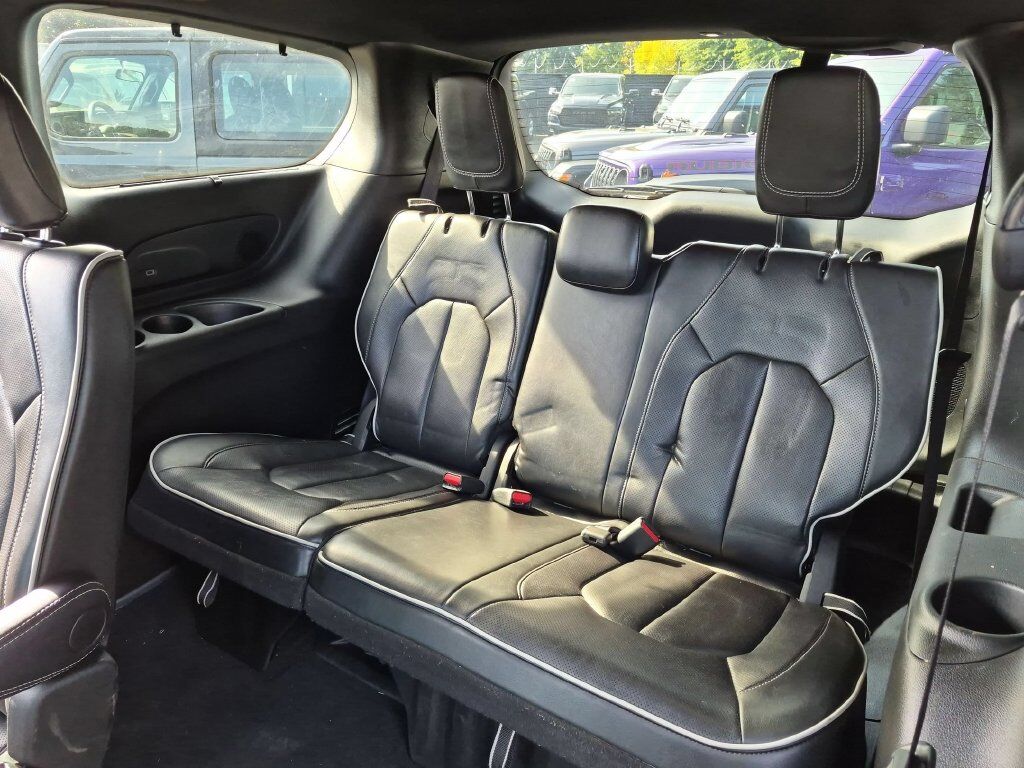 2025 Chrysler Pacifica Limited Gresham OR