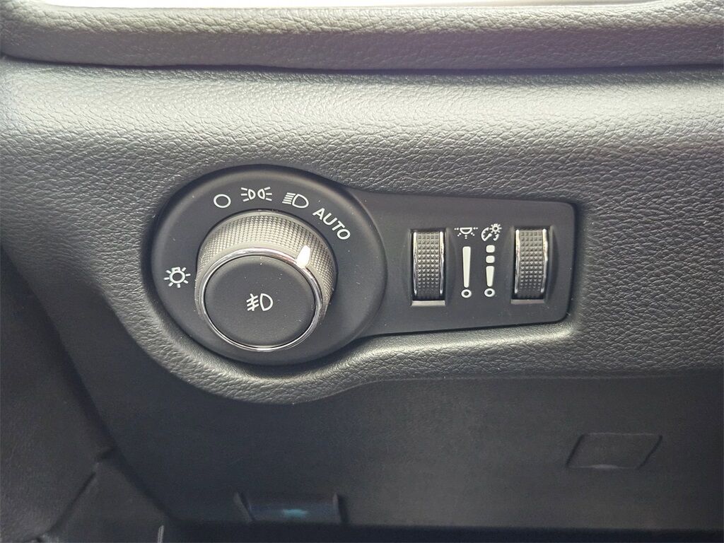 2025 Chrysler Pacifica Limited Gresham OR