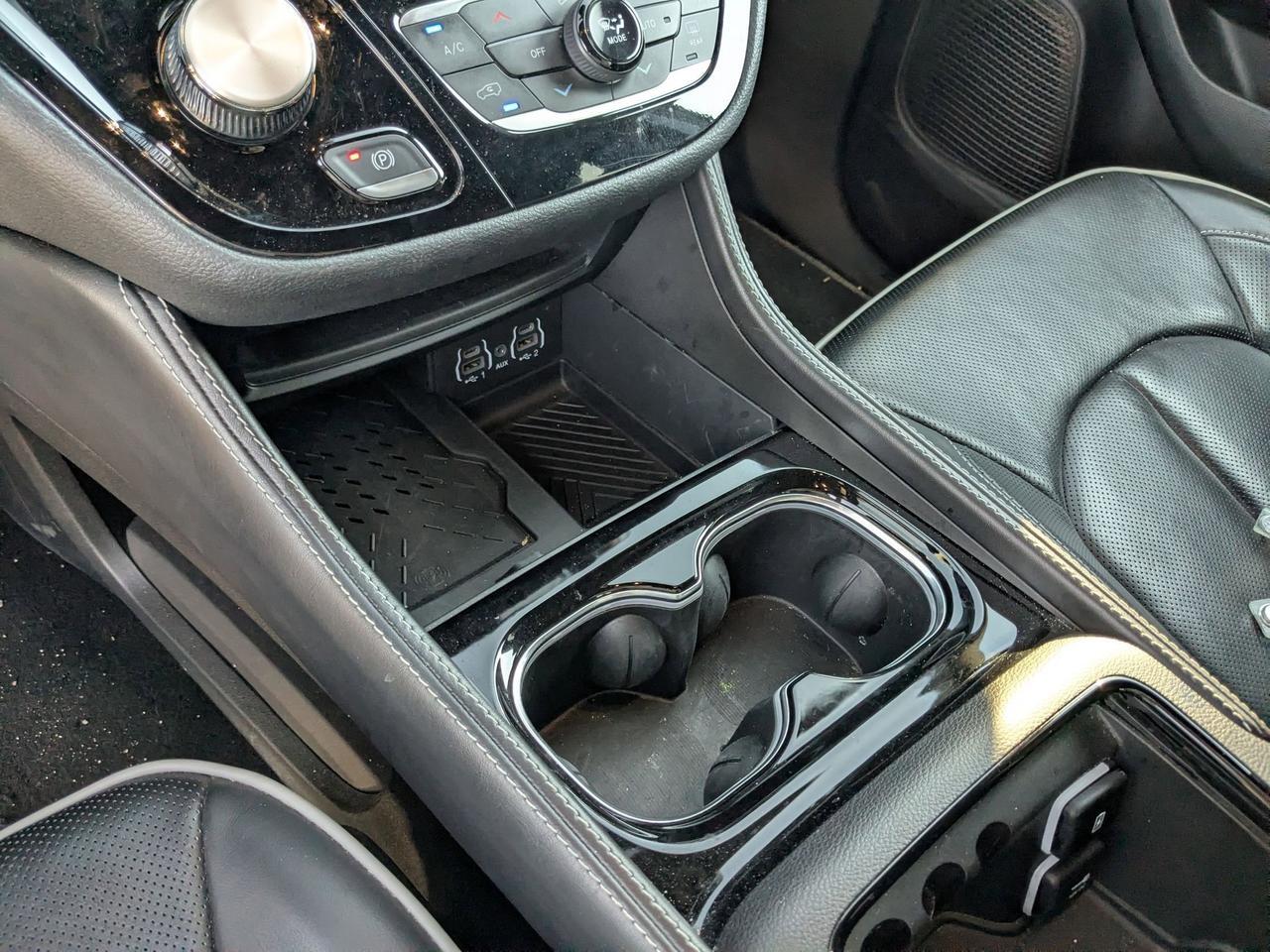 2025 Chrysler Pacifica Limited San Antonio TX