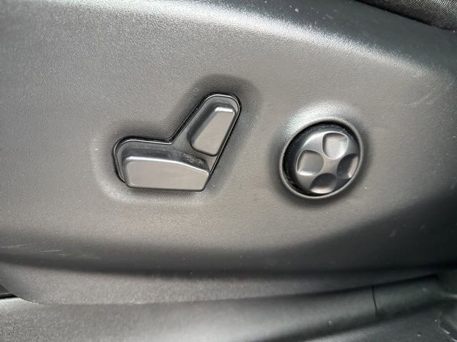 2025 Chrysler Pacifica Limited Carbondale IL