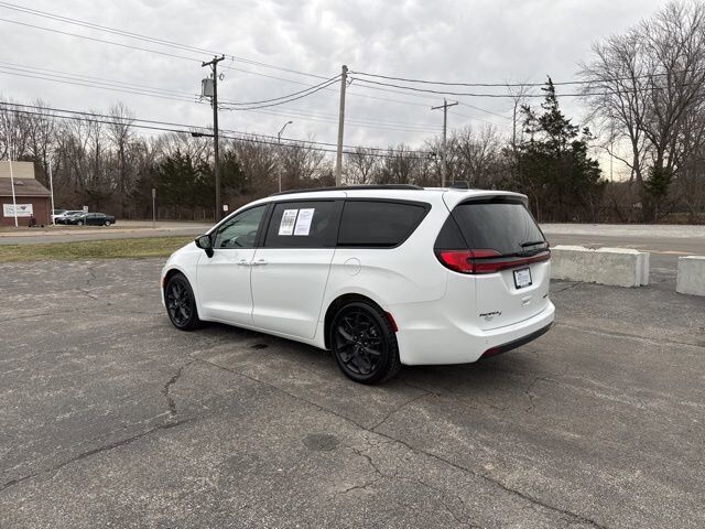 2025 Chrysler Pacifica Limited