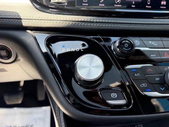 2025 Chrysler Pacifica Limited Farmington MO