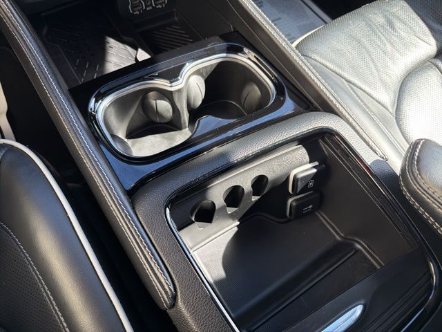 2025 Chrysler Pacifica Limited Watertown SD