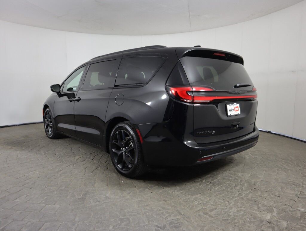 2025 Chrysler Pacifica Limited w/S Appearance Pkg Maumee OH