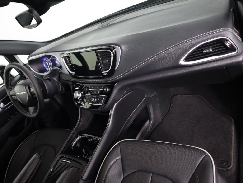 2025 Chrysler Pacifica Limited w/S Appearance Pkg Maumee OH