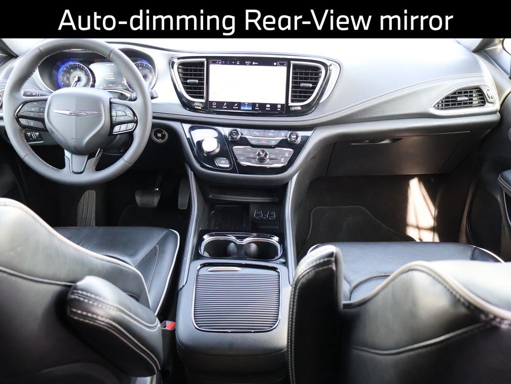 2025 Chrysler Pacifica Limited San Clemente CA