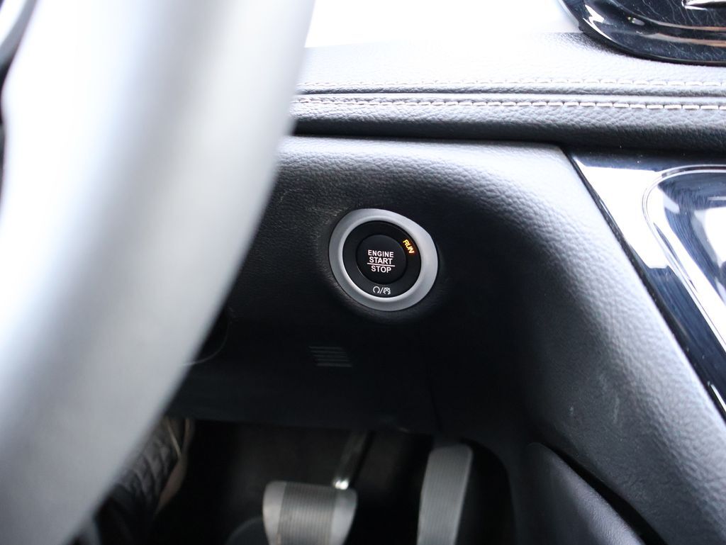 2025 Chrysler Pacifica Limited San Clemente CA