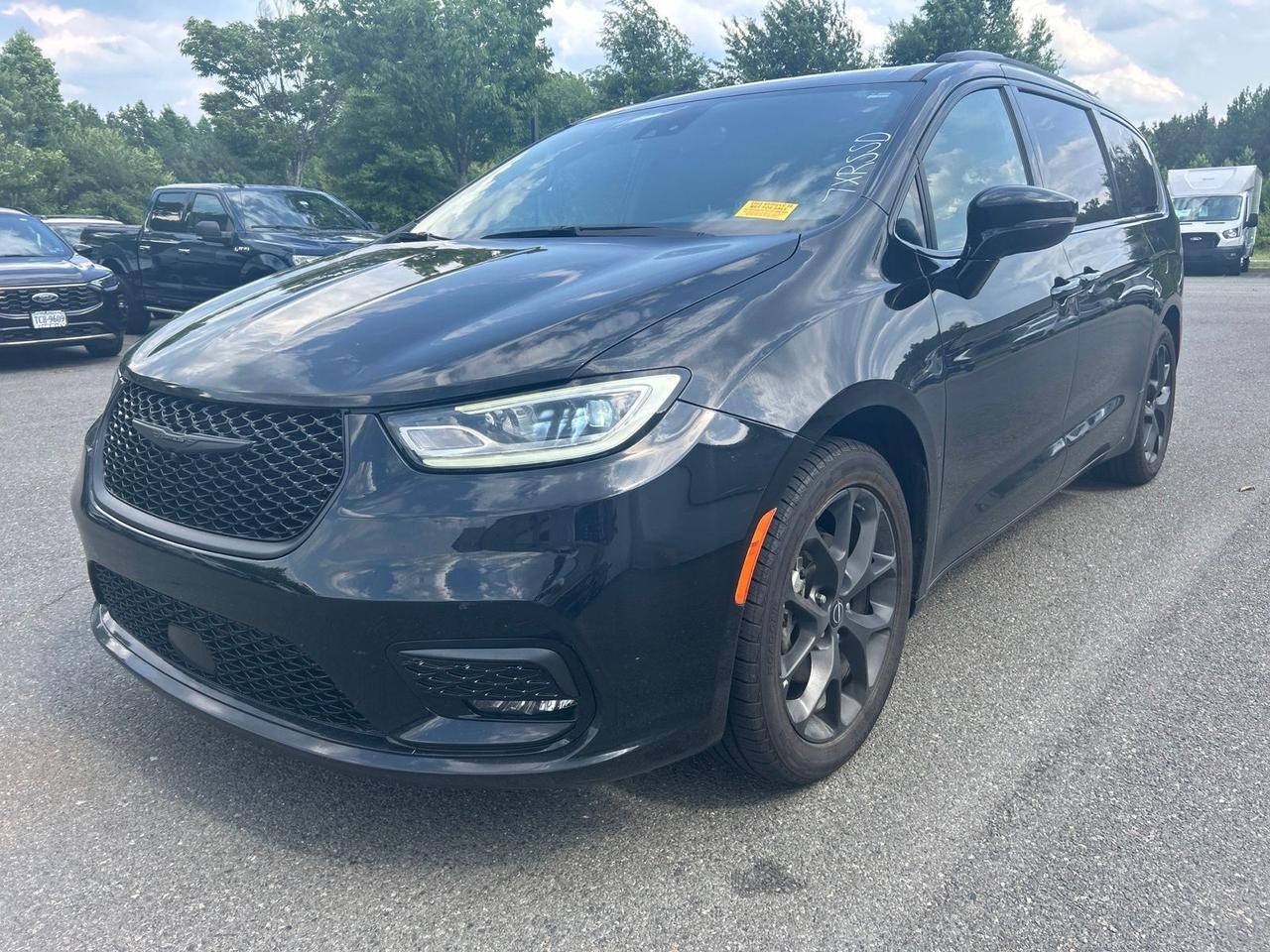2025 Chrysler Pacifica Limited Ashland VA