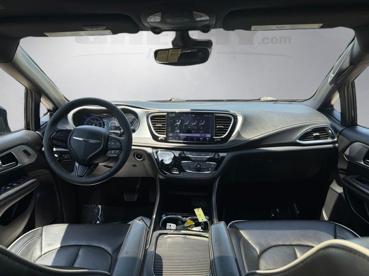 2025 Chrysler Pacifica Limited Ashland VA