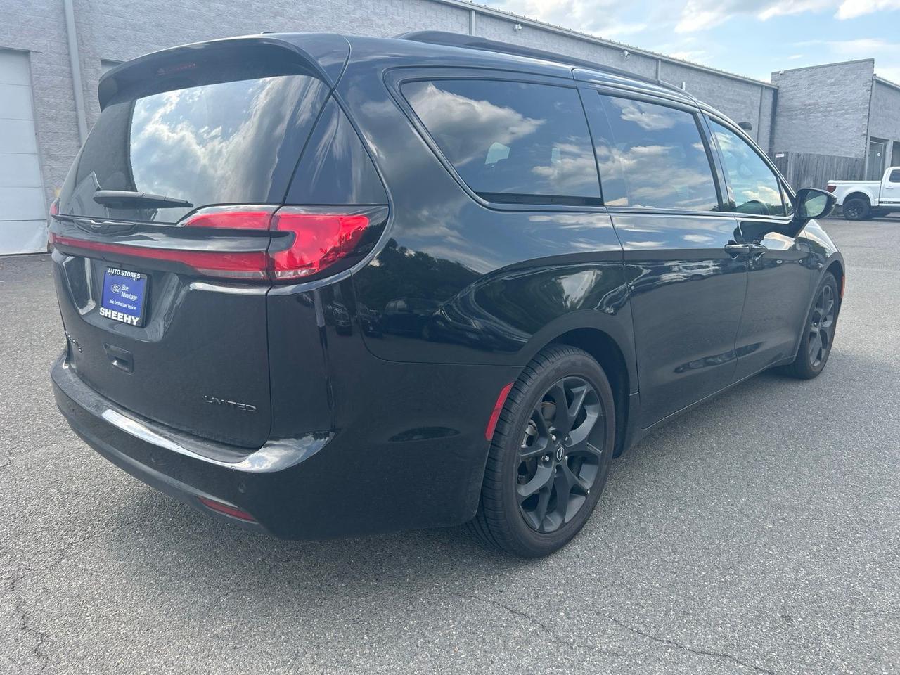 2025 Chrysler Pacifica Limited Ashland VA