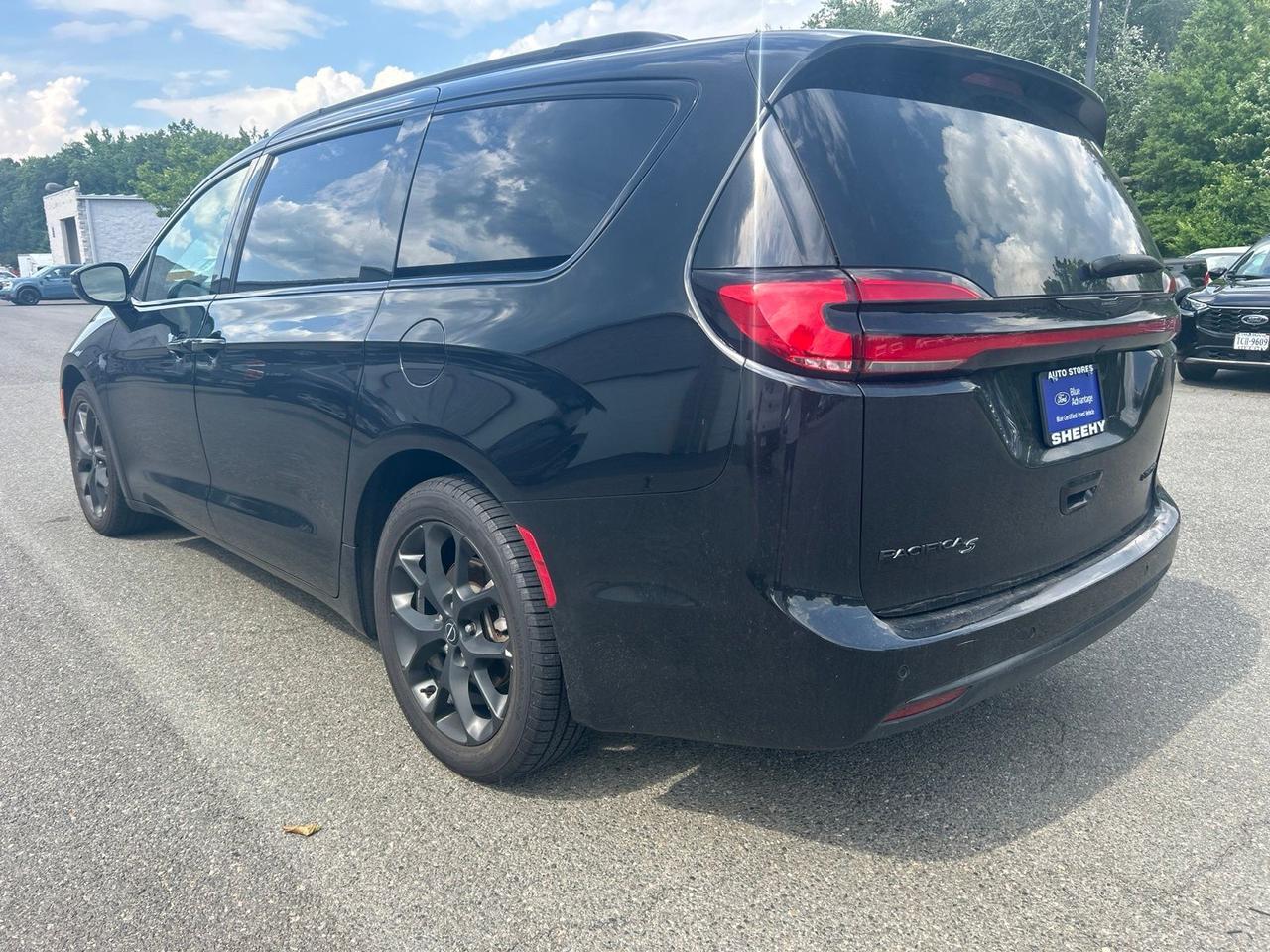 2025 Chrysler Pacifica Limited Ashland VA