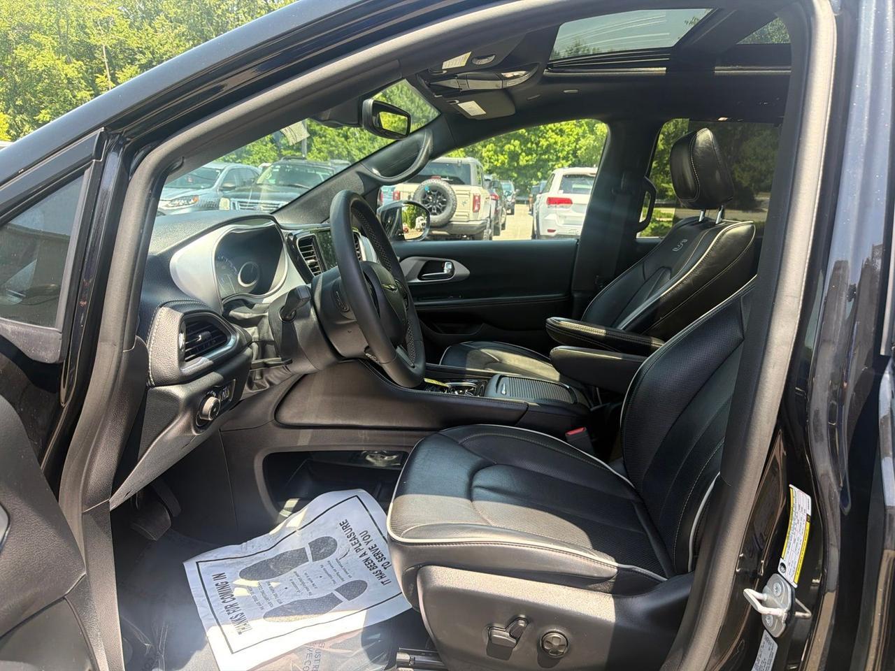 2025 Chrysler Pacifica Limited Ashland VA