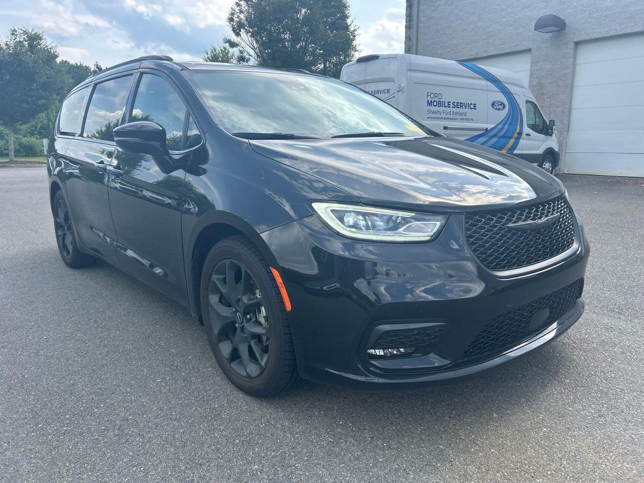 2025 Chrysler Pacifica Limited Ashland VA
