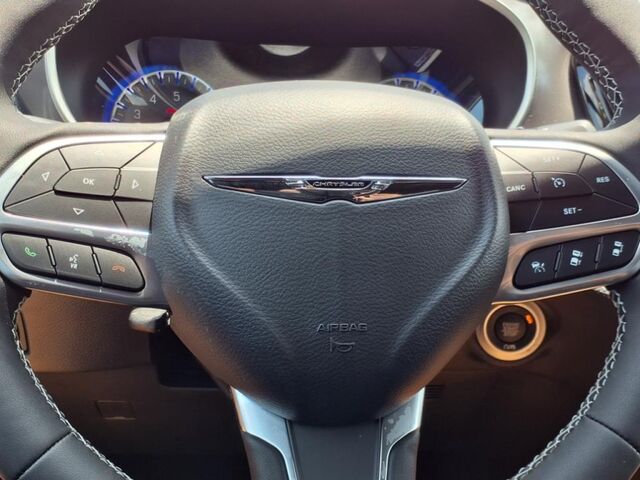 2025 Chrysler Pacifica Select  TX