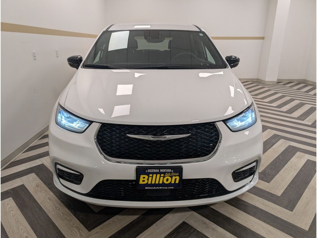 2025 Chrysler Pacifica Select Bozeman MT