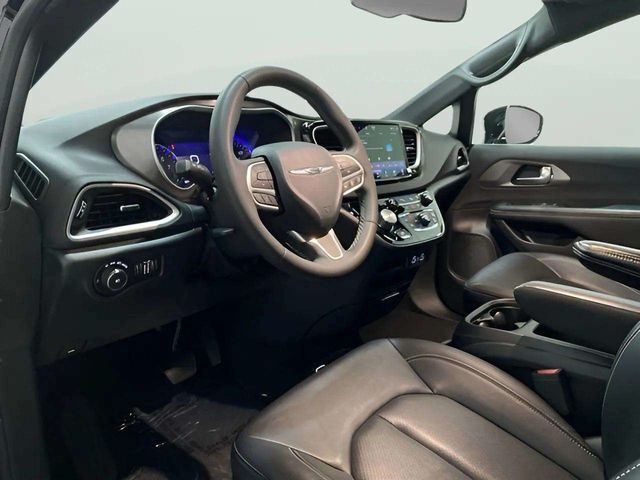 2025 Chrysler Pacifica Select Dallas TX