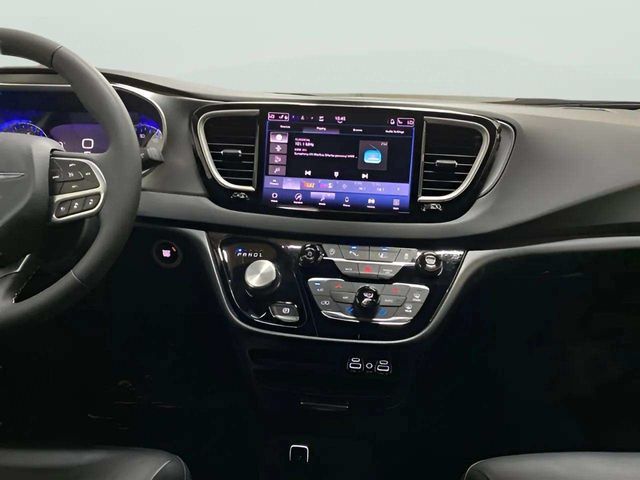 2025 Chrysler Pacifica Select Dallas TX