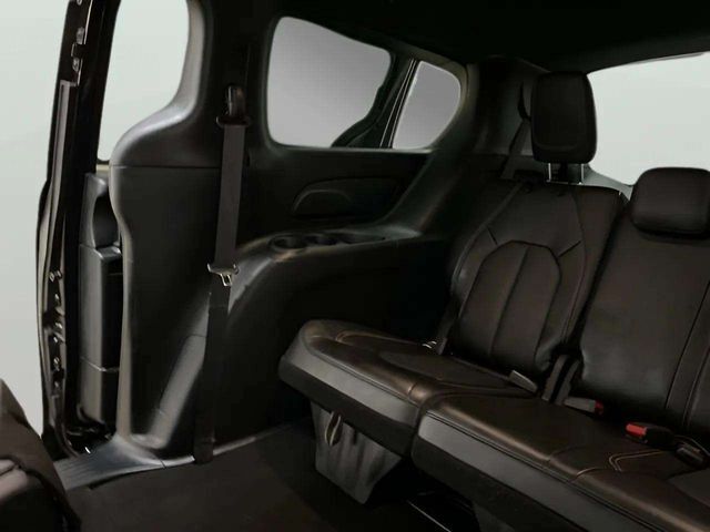 2025 Chrysler Pacifica Select Dallas TX