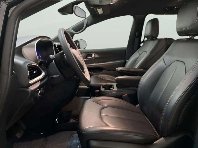 2025 Chrysler Pacifica Select Dallas TX