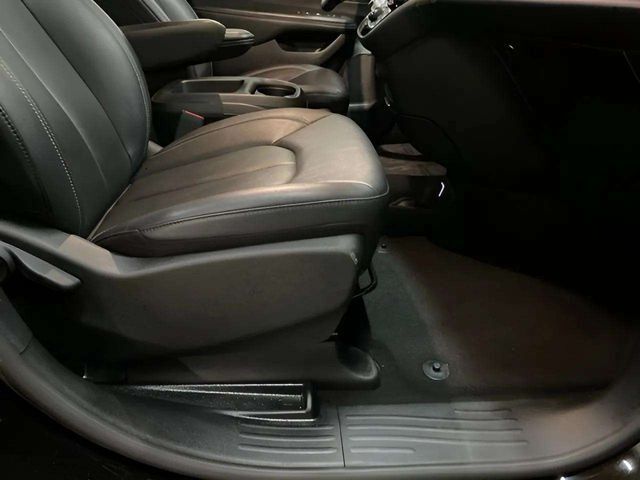 2025 Chrysler Pacifica Select Dallas TX