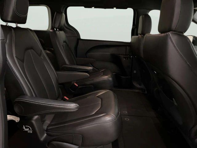 2025 Chrysler Pacifica Select Dallas TX
