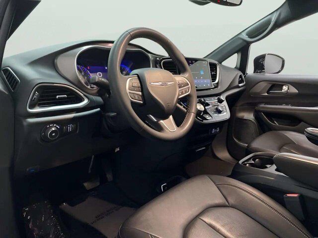 2025 Chrysler Pacifica Select Dallas TX